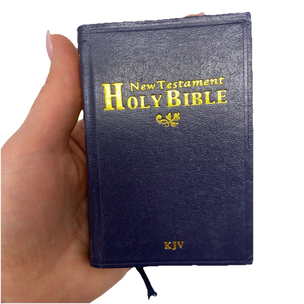 New Testament Holly Bible King James Version Pocket Sz 4.5x3" Red Letter Edition